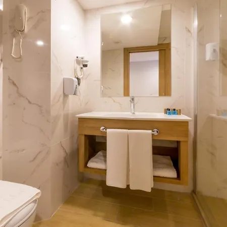 Ada Julian (adults Only) 4* Μαρμαρίς
