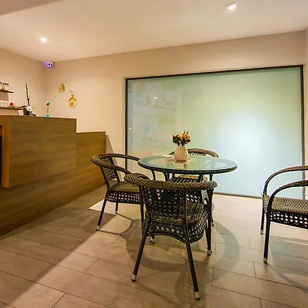 Hotel Ada Julian (adults Only)