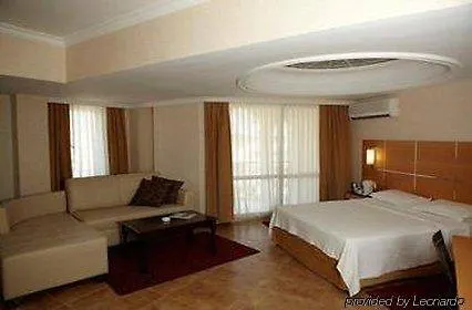 호텔 Ada Julian (adults Only) 4*