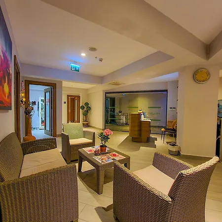 Ada Julian (adults Only) Otel