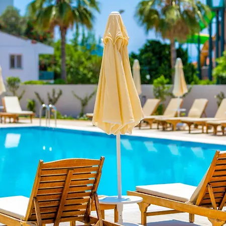 Ξενοδοχείο Ada Julian (adults Only) 4*