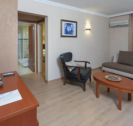 Ξενοδοχείο Ada Julian (adults Only)