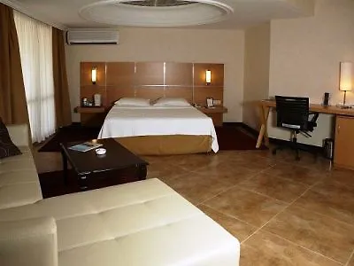 Ada Julian (adults Only) 4* 말마리스