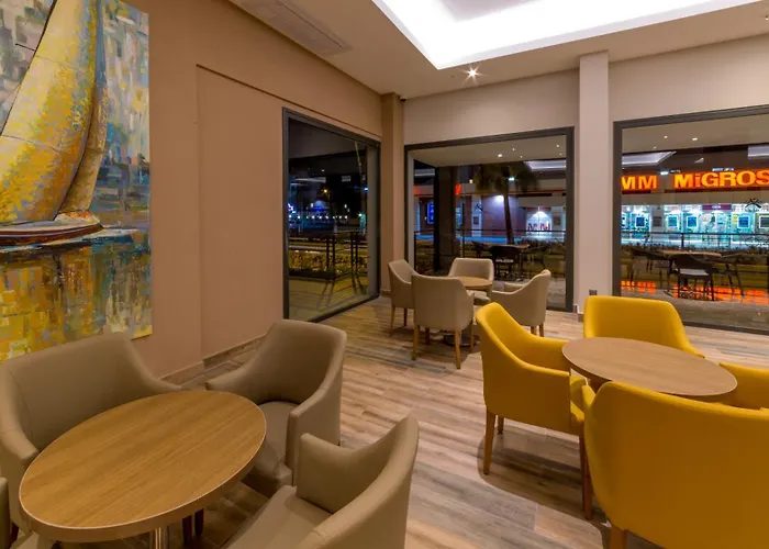 Ada Julian (adults Only) 酒店 4*