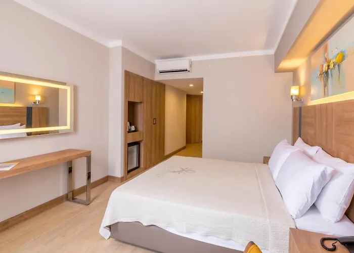 Ada Julian (adults Only) 酒店 4*