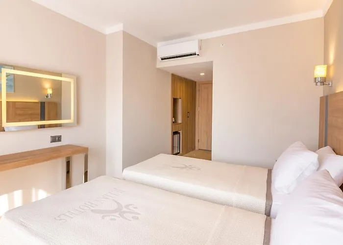 Ada Julian (adults Only) 4* 马尔马里斯